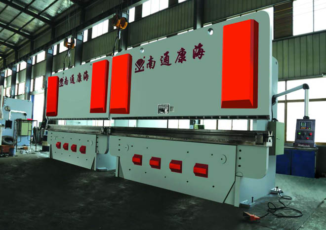 為何國內(nèi)與國外的折彎機(jī)價(jià)格一直不能達(dá)成一致呢